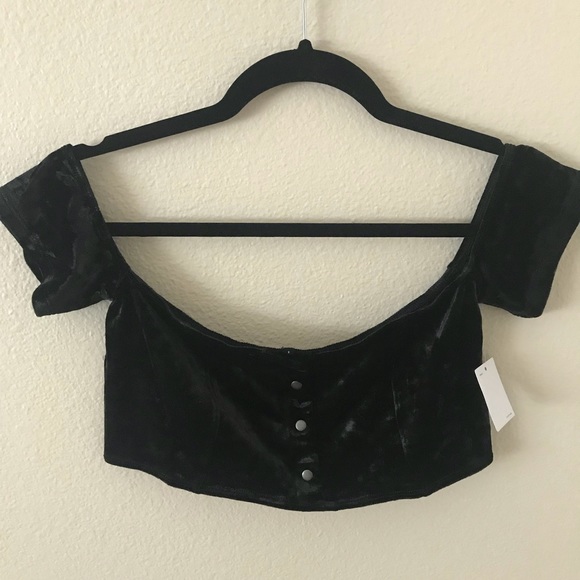 Urban Outfitters Velvet Off Shoulder Bra Top - Picture 4 of 4